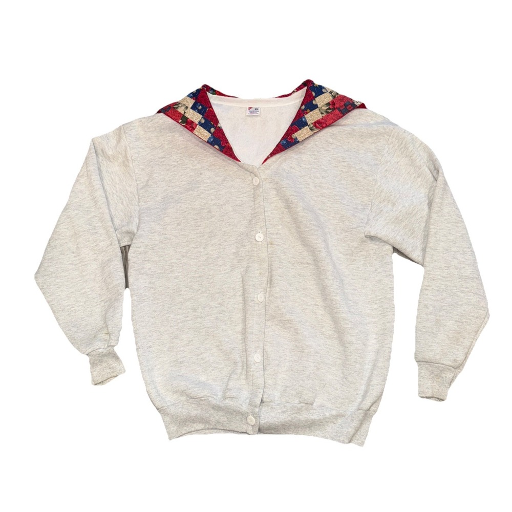 Vintage Jerzees Cardigan Sweatshirt Gray W Quilt Scarf Cape Cottage Grandma USA - Picture 2 of 13